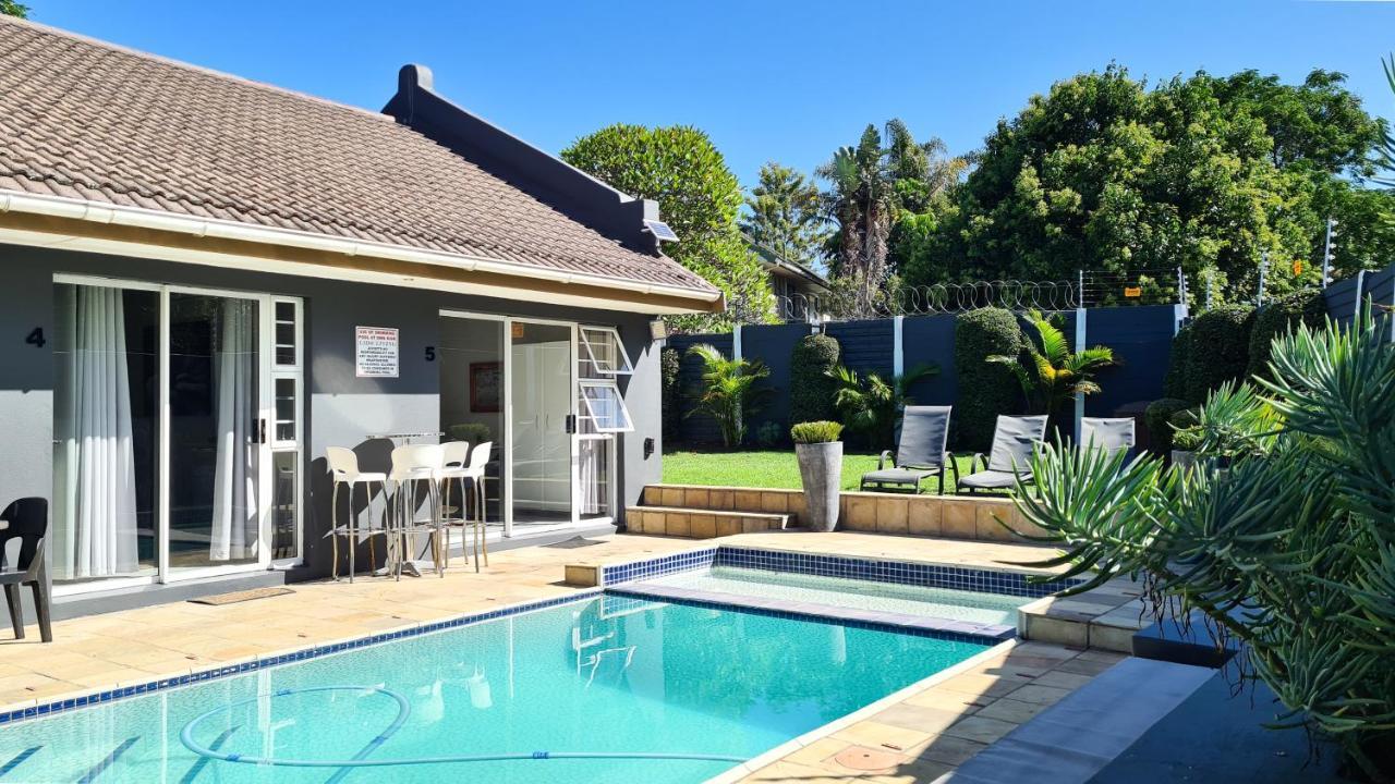 Lido Living Bed & Breakfast East London Exterior photo